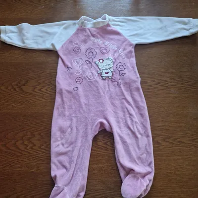 1 an pyjama rose Petit ours